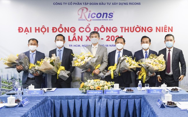 Chế độ đãi ngộ và phúc lợi