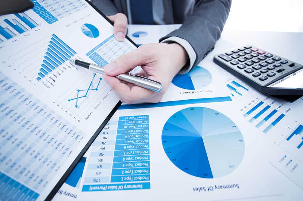 Phân tích tài chính và triển vọng tăng trưởng