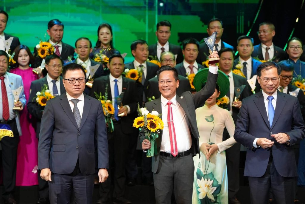 Trách nhiệm xã hội và phát triển bền vững của Thép Vina One